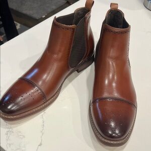 Elegant Brown Leather Cap Toe Boots